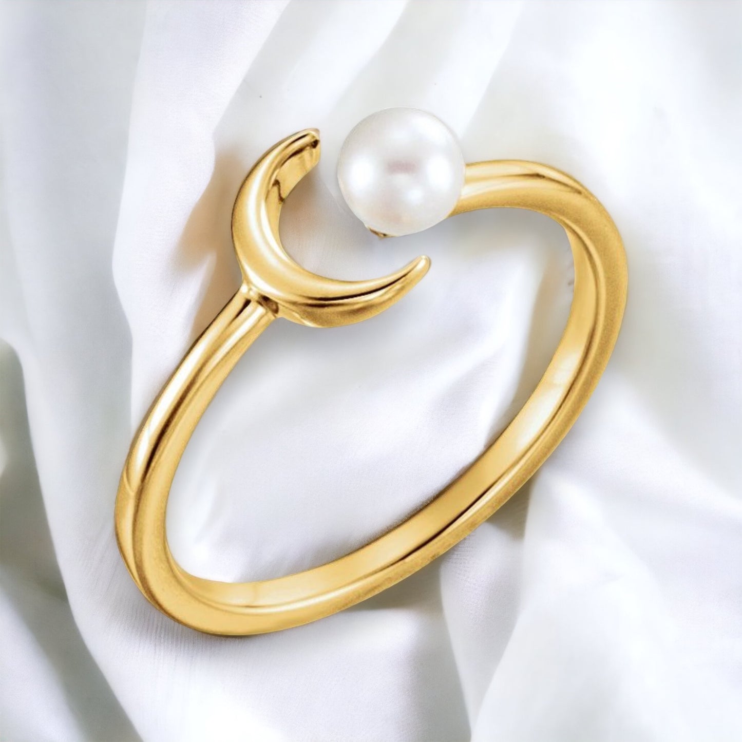 Moon Pearl Ring